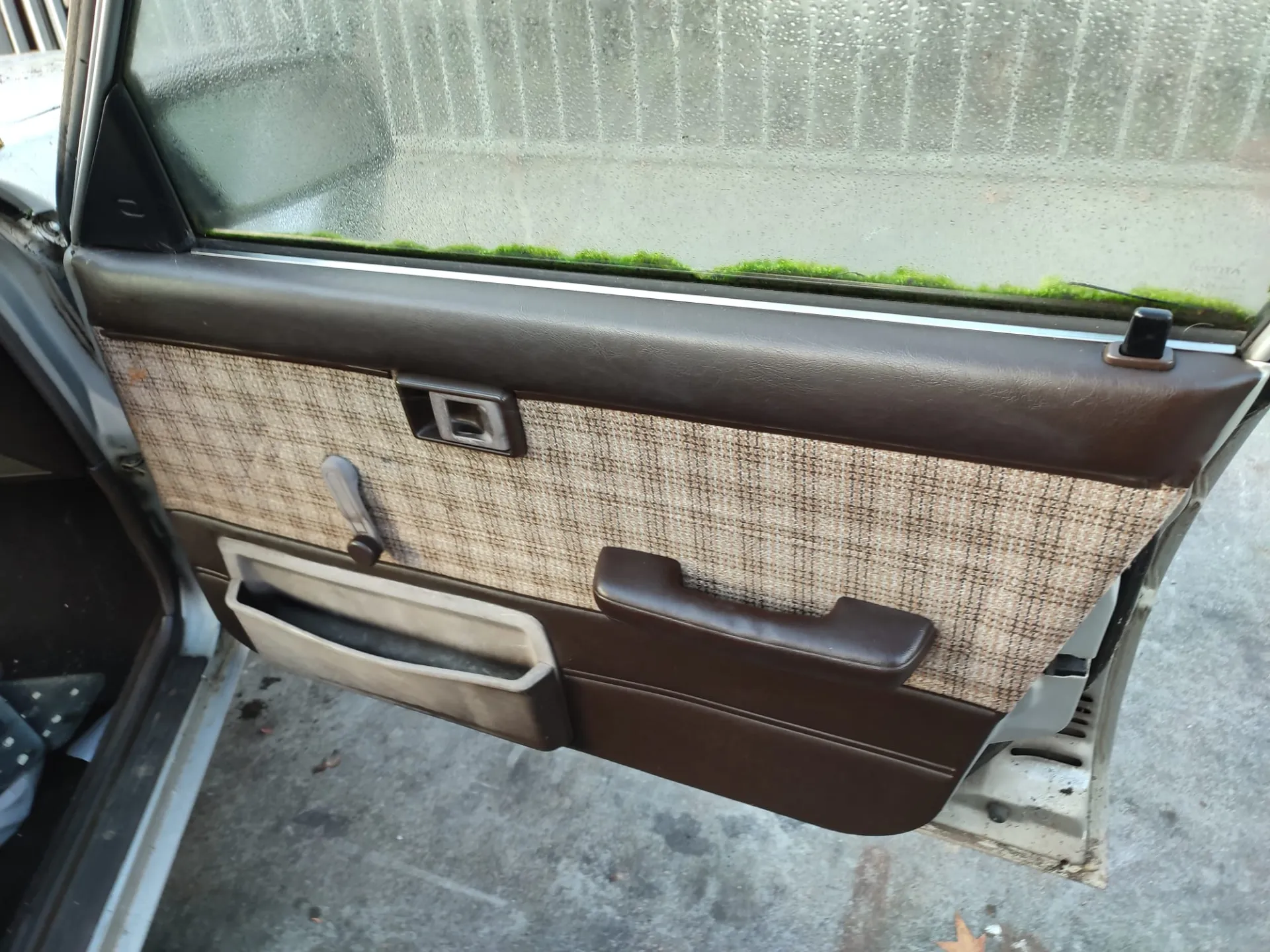 Corolla Sedan  TOYOTA Corolla Sedan (_E18_, ZRE17_) Imagem-11